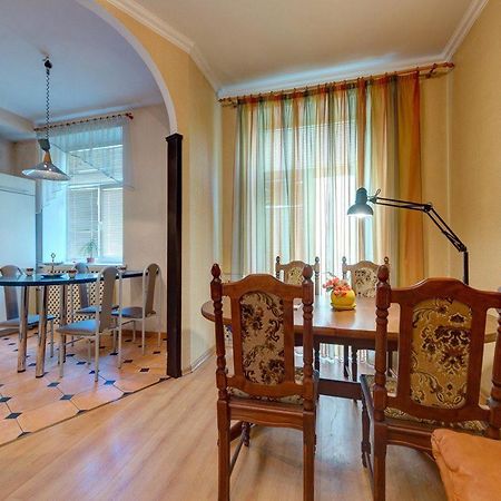 Apartments With Three Rooms On Shevchenko Blvd Kiev Exterior foto